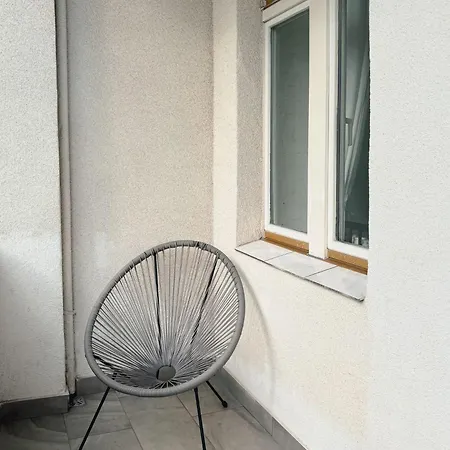 Ok Na Dobrej - Blisko Centrum, Spokojna Okolica, Parking Publiczny *